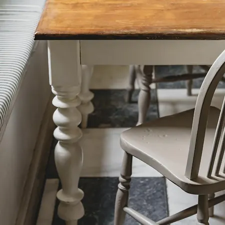 Owd Peg's, Traditional Cottage-bowness Centre Holiday home *