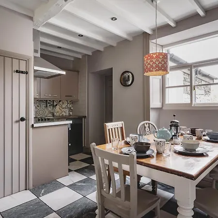 Owd Peg's, Traditional Cottage-bowness Centre 別荘