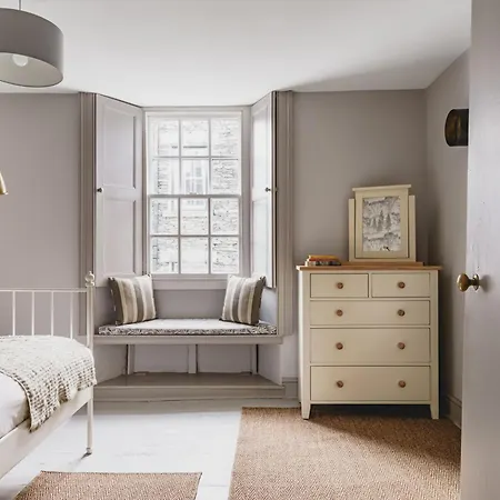 Owd Peg's, Traditional Cottage-bowness Centre Holiday home Bowness-on-Windermere