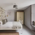 Owd Peg's, Traditional Cottage-bowness Centre *